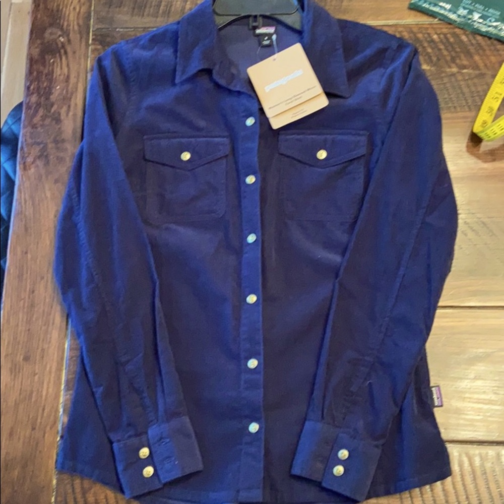 Patagonia Women's Long Sleeved Micro corded shirt
